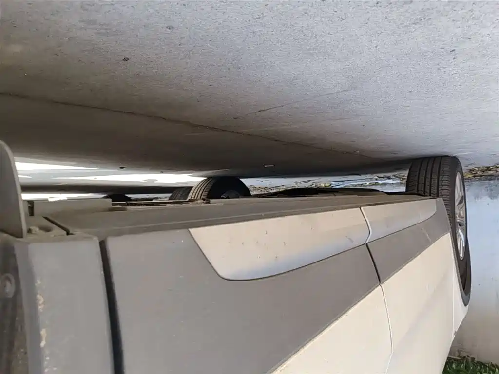 Cadillac XT4 2018 28T FWD Leading Edition фото 22