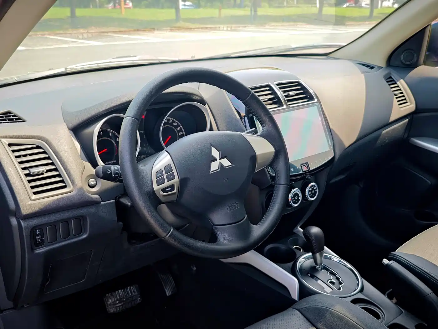 Mitsubishi ASX 2018 2.0L CVT 2WD Premium фото 11