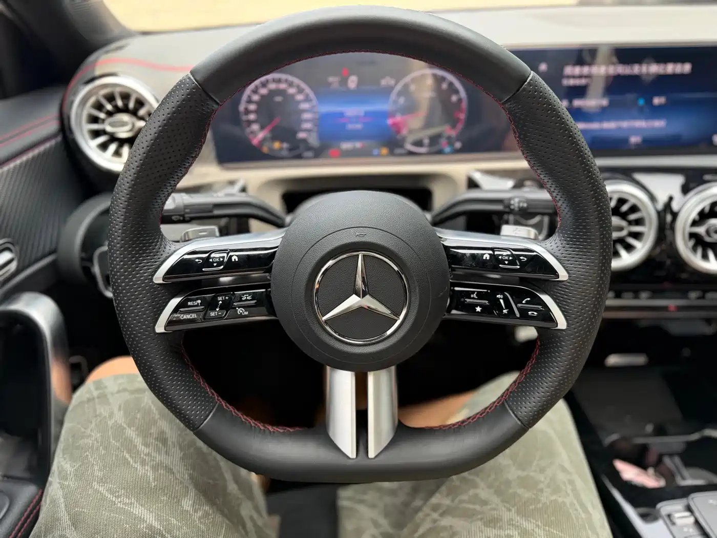 Mercedes-Benz A-Class 2024 Facelift A 200 L Fashion фото 13