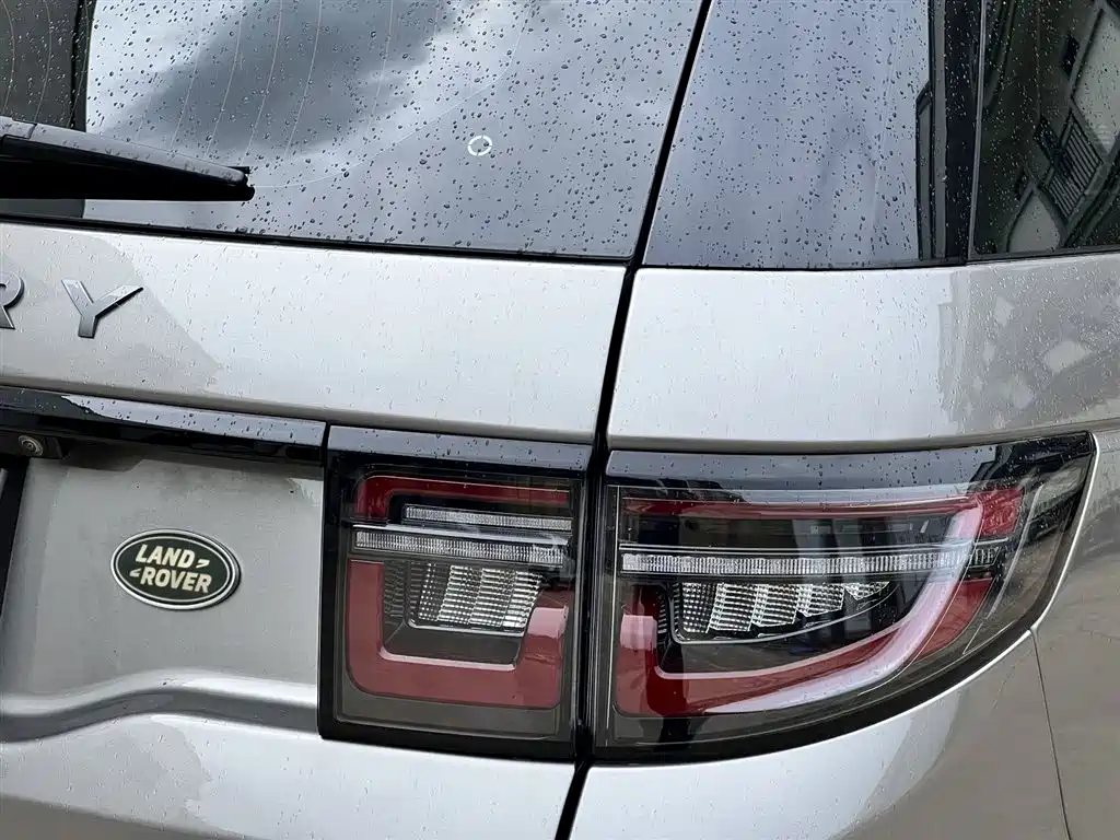 Land Rover Discovery Sport 2021 249PS R-Dynamic HSE Luxury Custom Edition фото 9