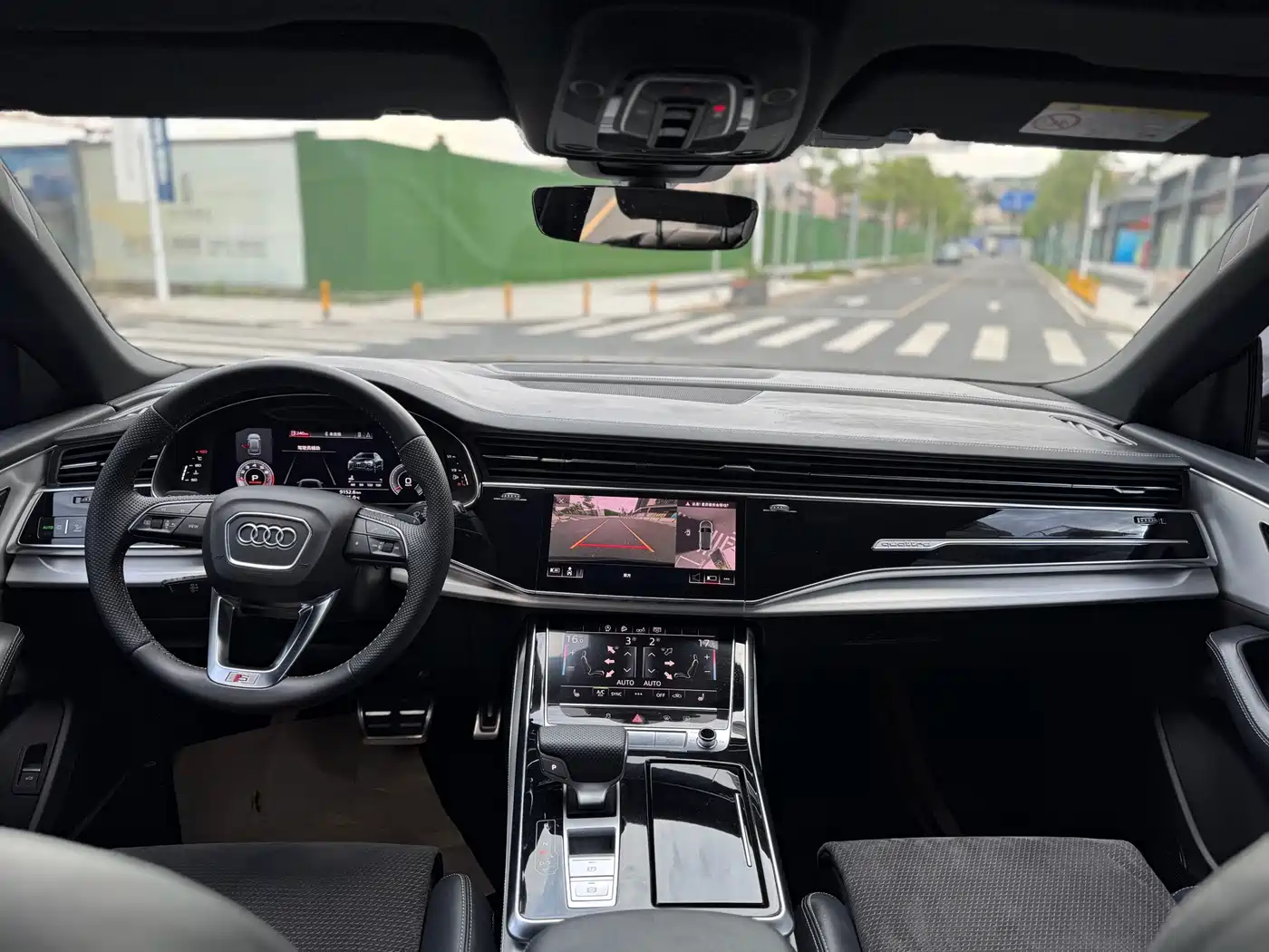 Audi Q8 2020 2019 55 TFSI Premium Dynamic