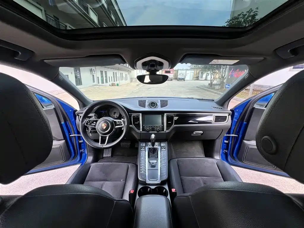 Porsche Macan 2016 Macan S 3.0T фото 4