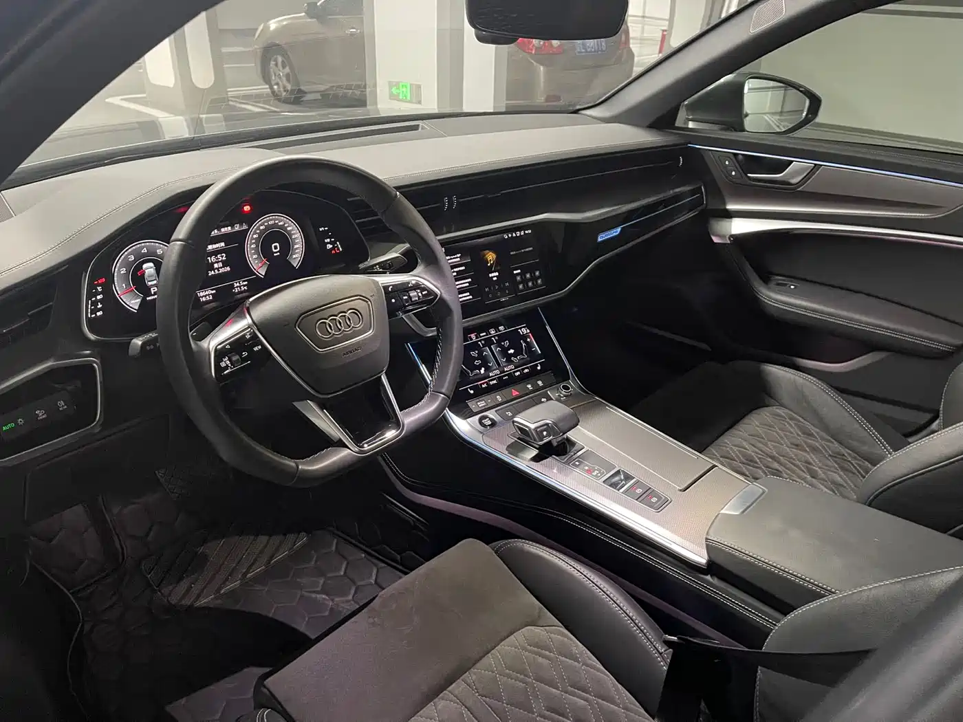 Audi A6L 2022 55 TFSI quattro Premium Elegance фото 10