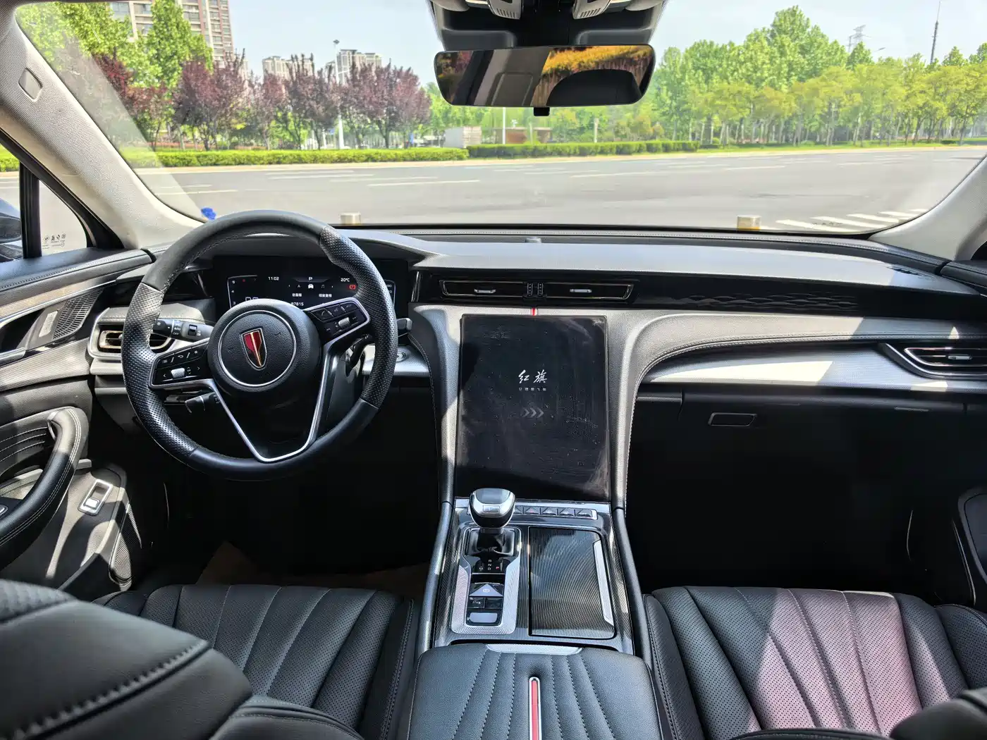 Hongqi H5 2024 1.5T DCT Smart Connect Flag Rhythm Edition фото 14
