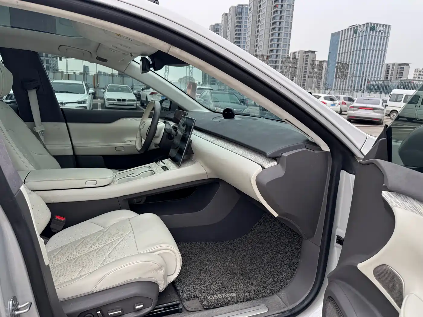 NIO ET7 2022 100kWh Launch Edition фото 11