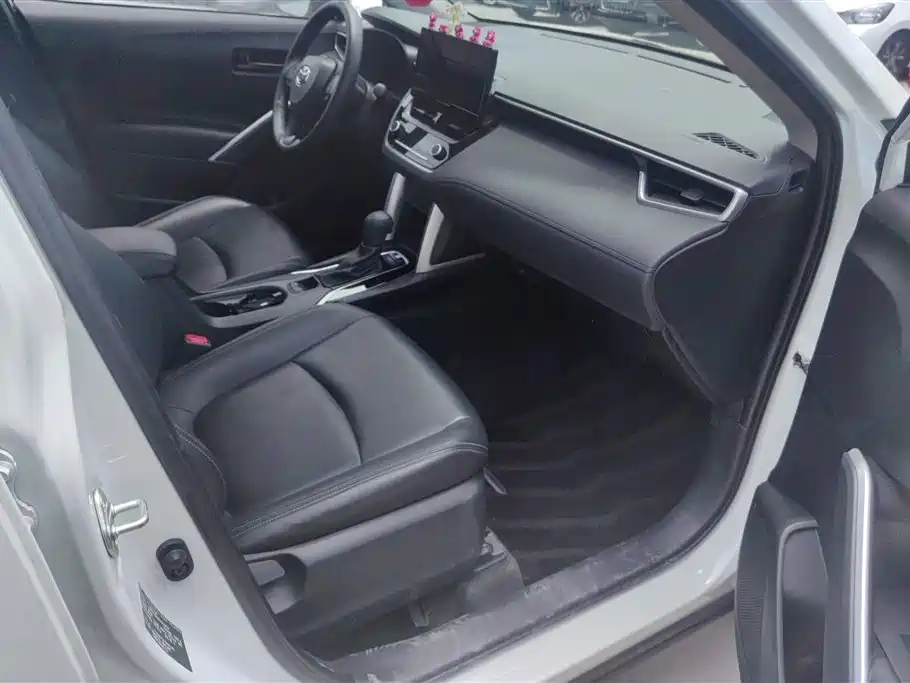 Toyota Corolla Cross 2023 2.0L Elite Edition фото 8