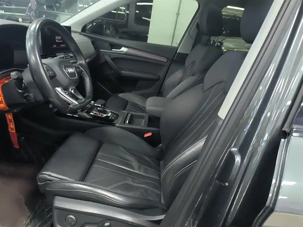 Audi Q5L 2022 40T Luxury Dynamic фото 15