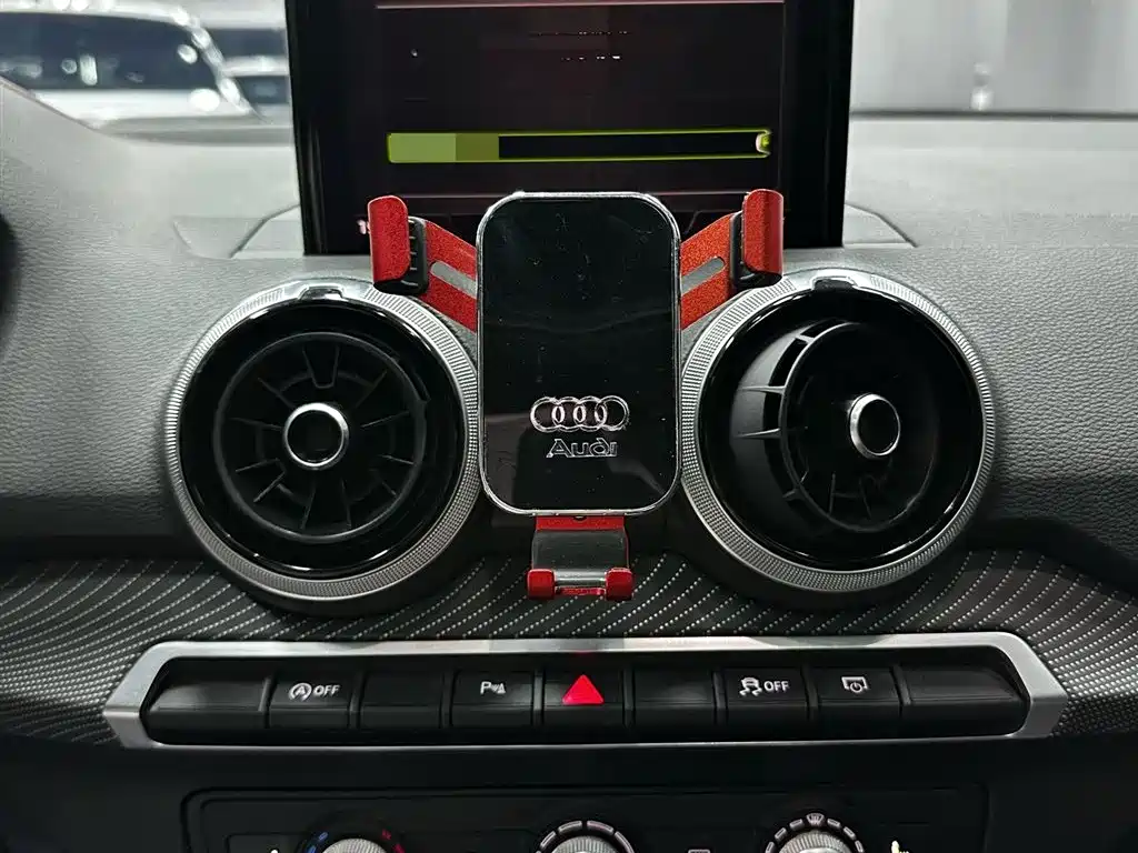 Audi Q2L 2022 35 TFSI Progressive Dynamic фото 14