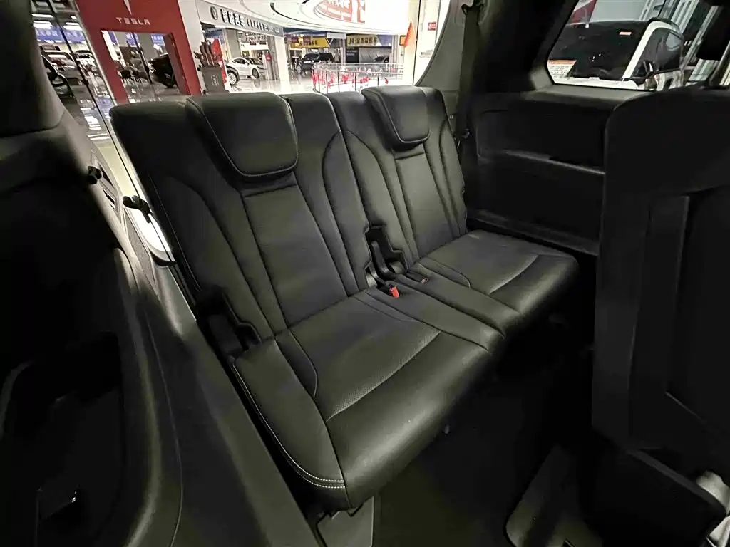 GAC Trumpchi Trumpchi GS8 2022 Hybrid Series 2.0TM 4WD Premium Edition (7-Seater) фото 31