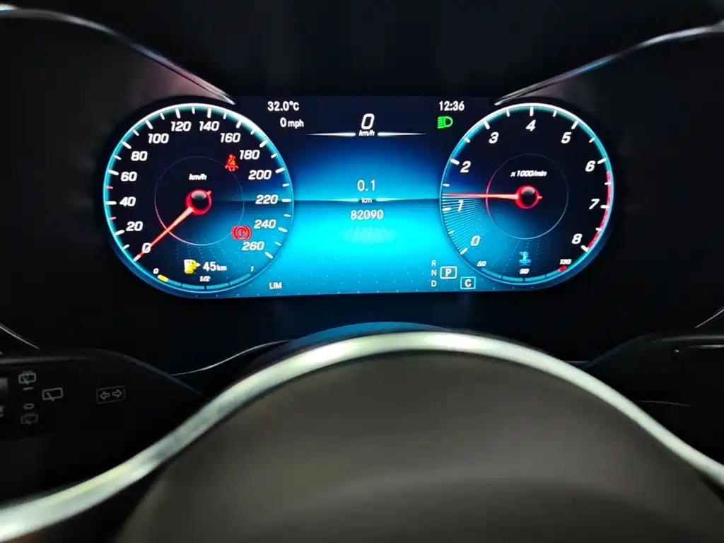 Mercedes-Benz GLC 2021 GLC 260 L 4MATIC Sporty фото 18