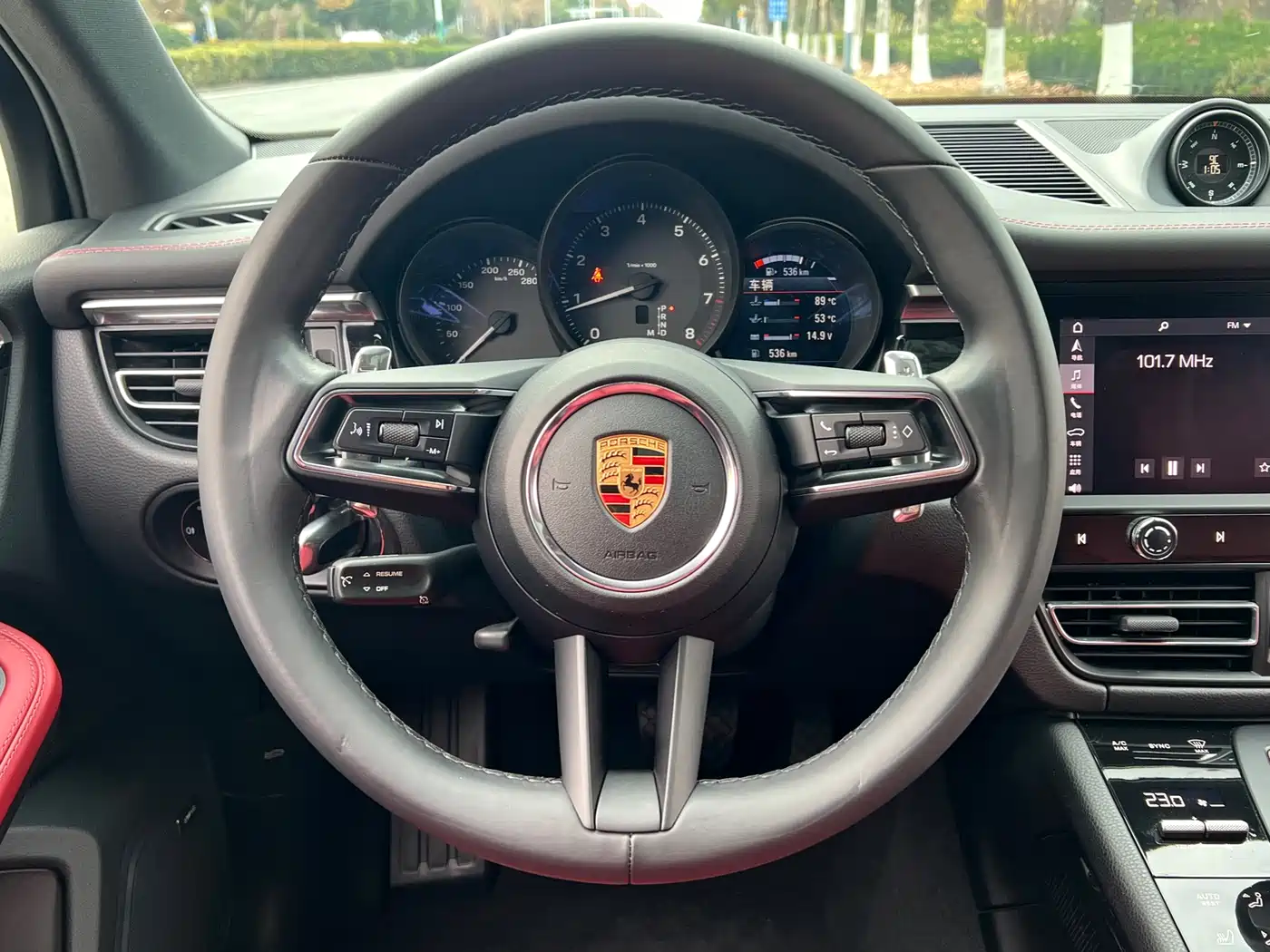 Porsche Macan 2022 Macan 2.0T фото 13