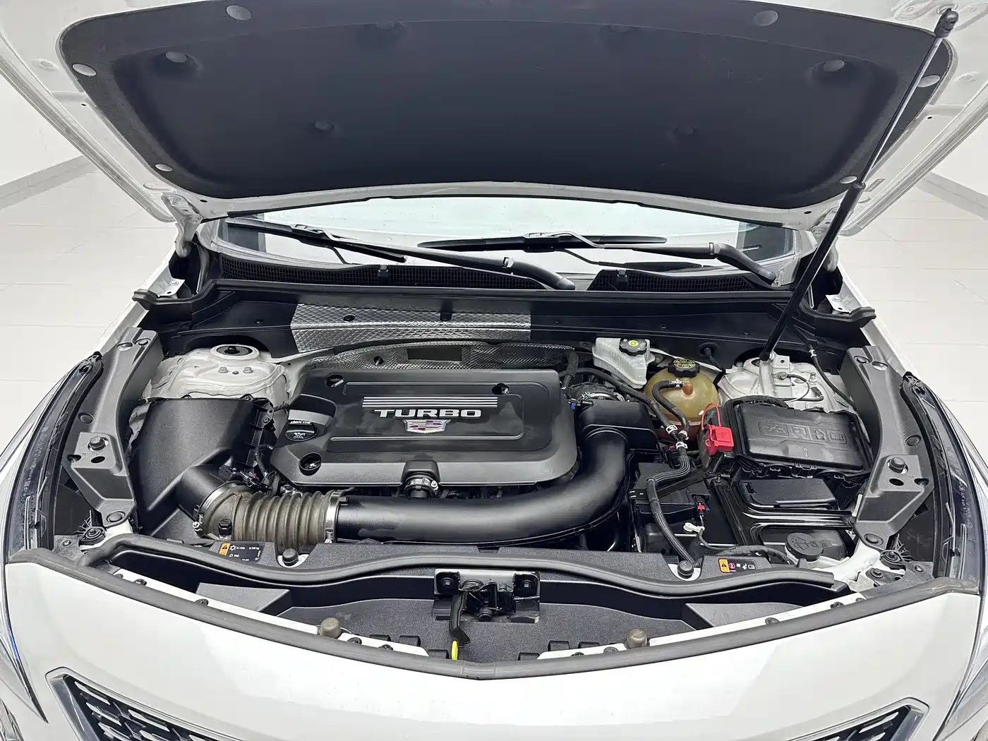 Cadillac XT4 2021 28T FWD Technology Edition фото 17