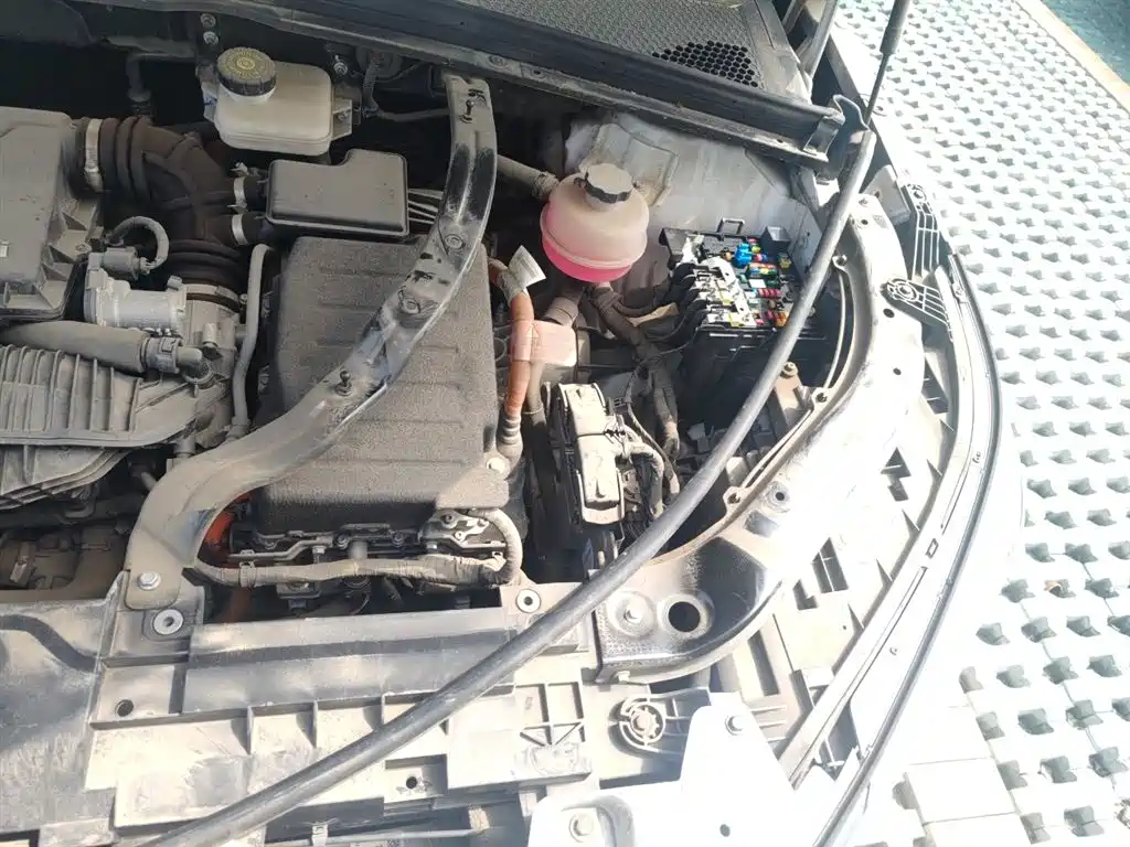 BYD Song PLUS PHEV 2021 DM-i 110KM Flagship фото 24