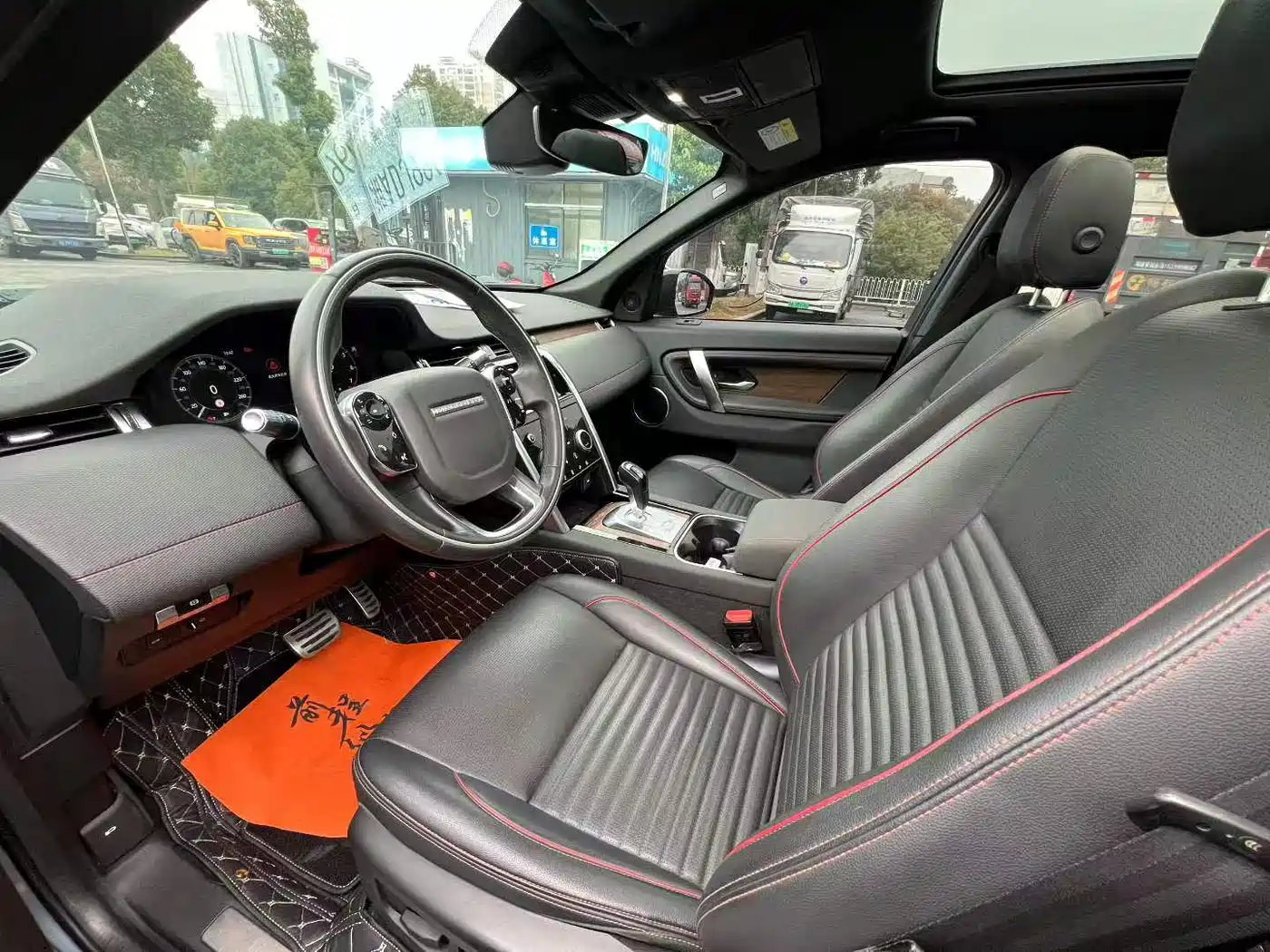 Land Rover Discovery Sport 2021 249PS R-Dynamic S Performance Edition фото 4