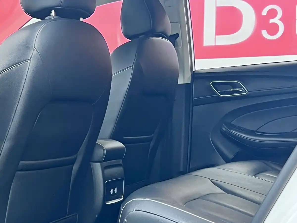 Roewe Ei5 2019 2019 Model Smart Connect Flagship Edition