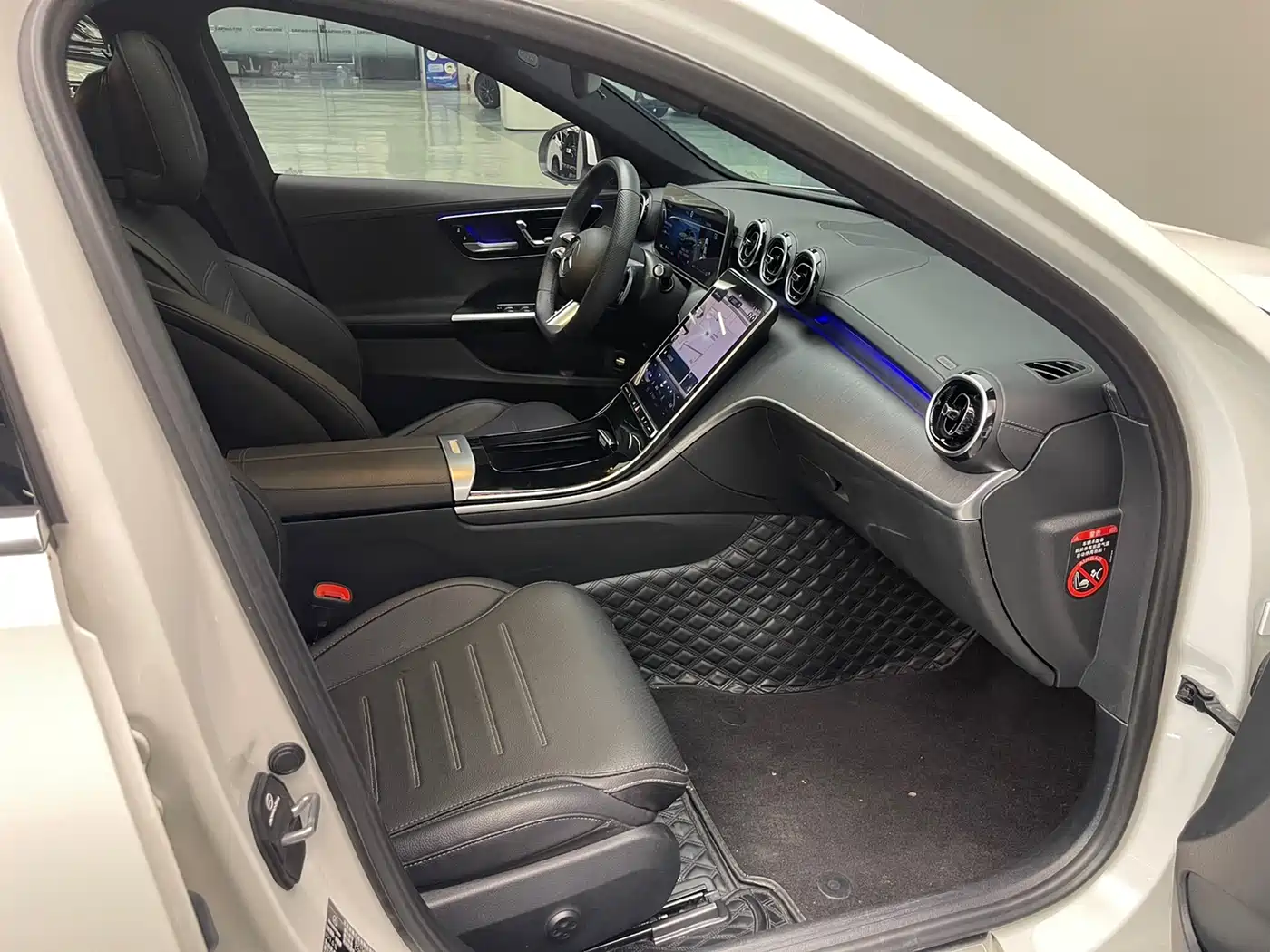 Mercedes-Benz C-Class 2024 C 200 L Sport Edition фото 14