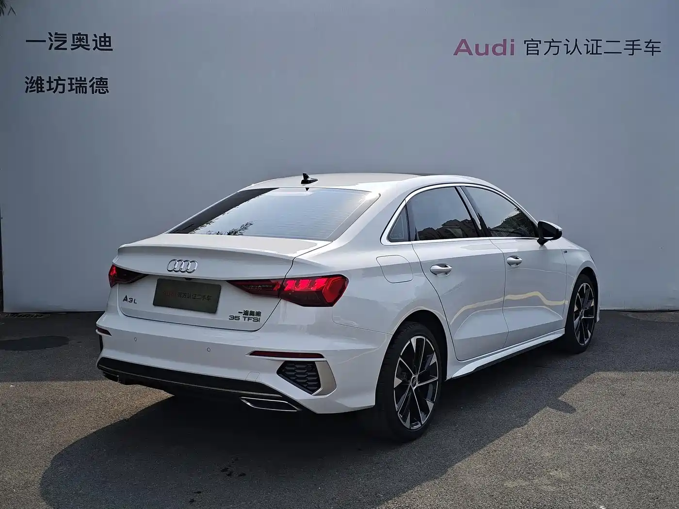 Audi A3 2024 Model A3L Limousine 35 TFSI Fashion Sport фото 4