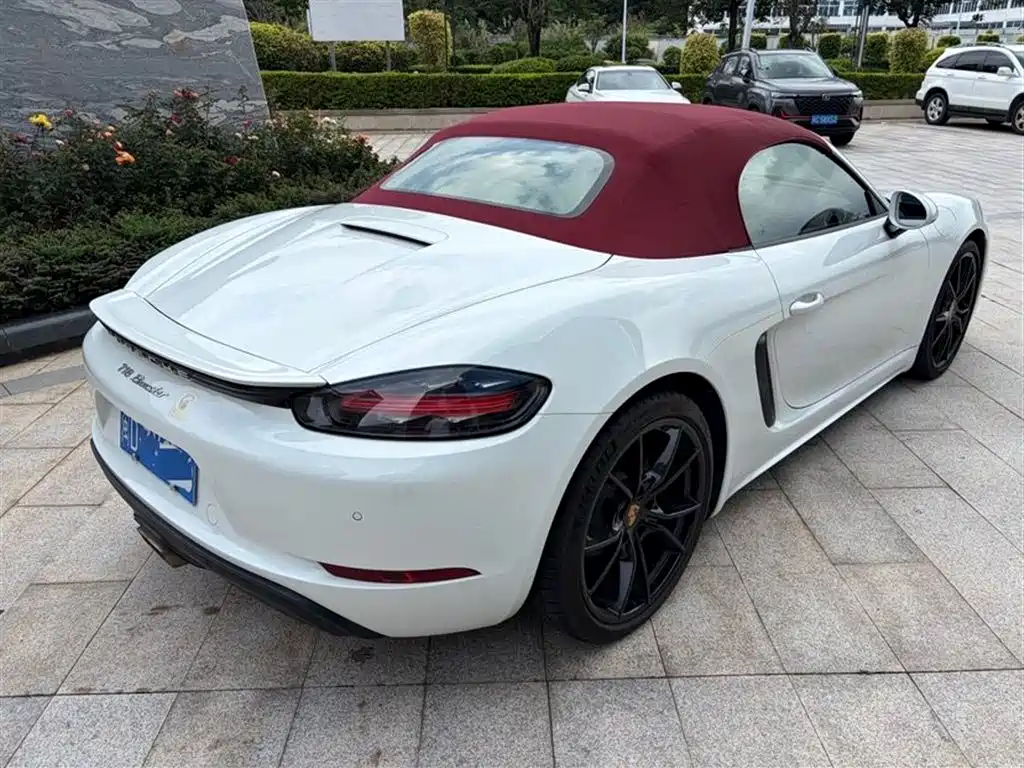 Porsche 718 2021 Spyder 2.0T фото 9