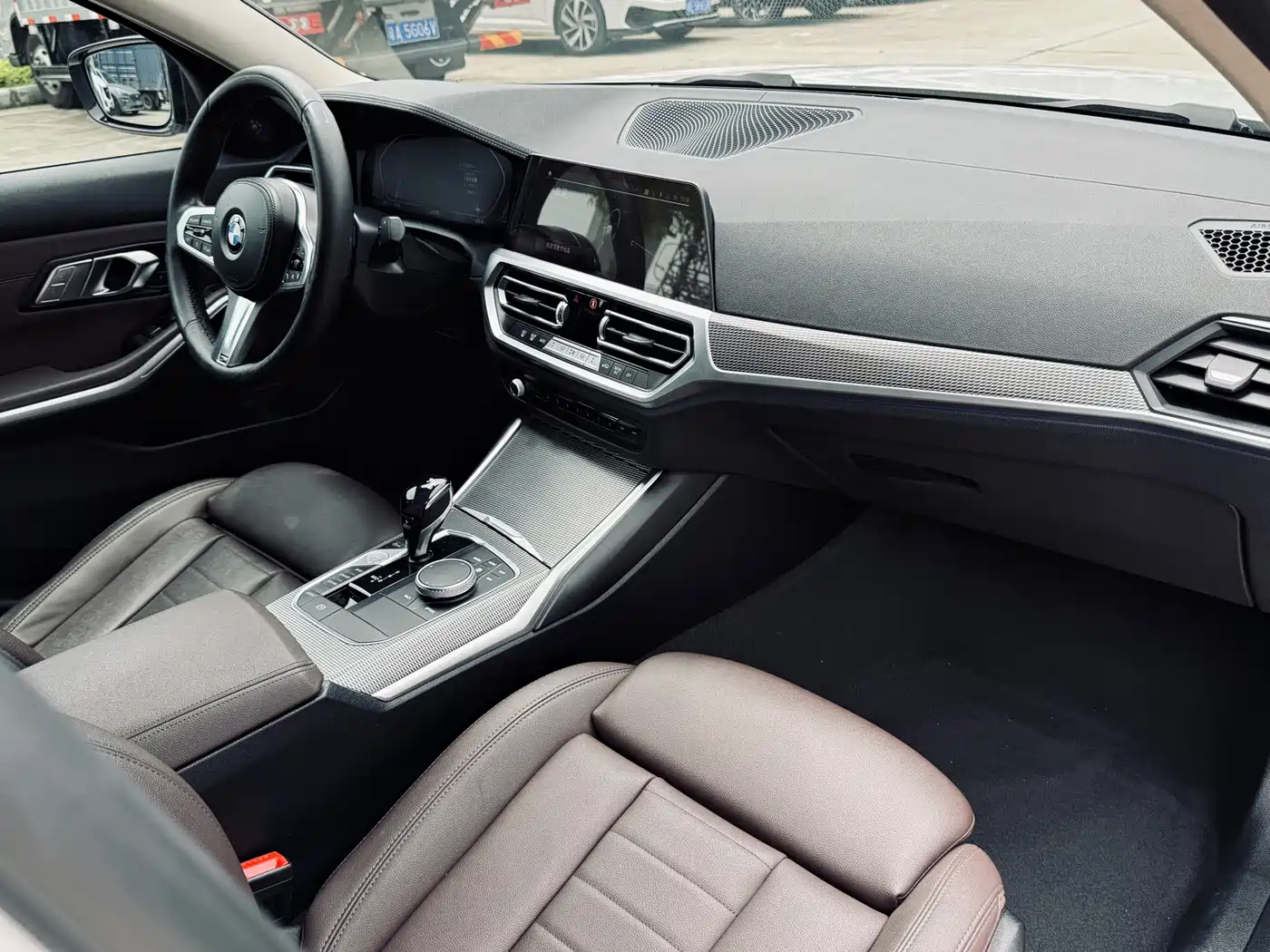 BMW 3 Series 2020 Facelift 325Li M Sport Night Edition фото 28