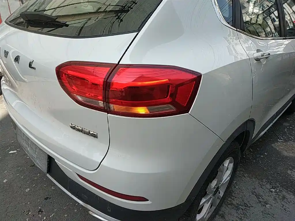 Haval H2s 2017 Red Label 1.5T DCT Elite фото 8