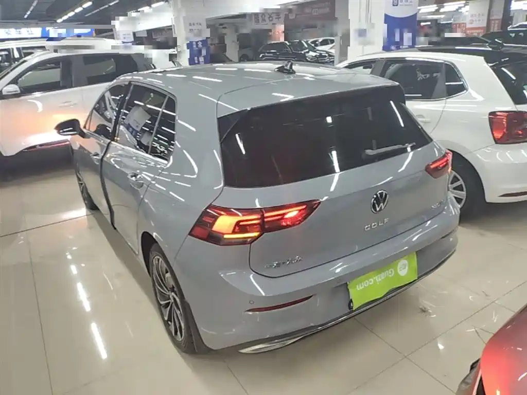 Volkswagen Golf 2023 Facelift 280TSI DSG Pro фото 5