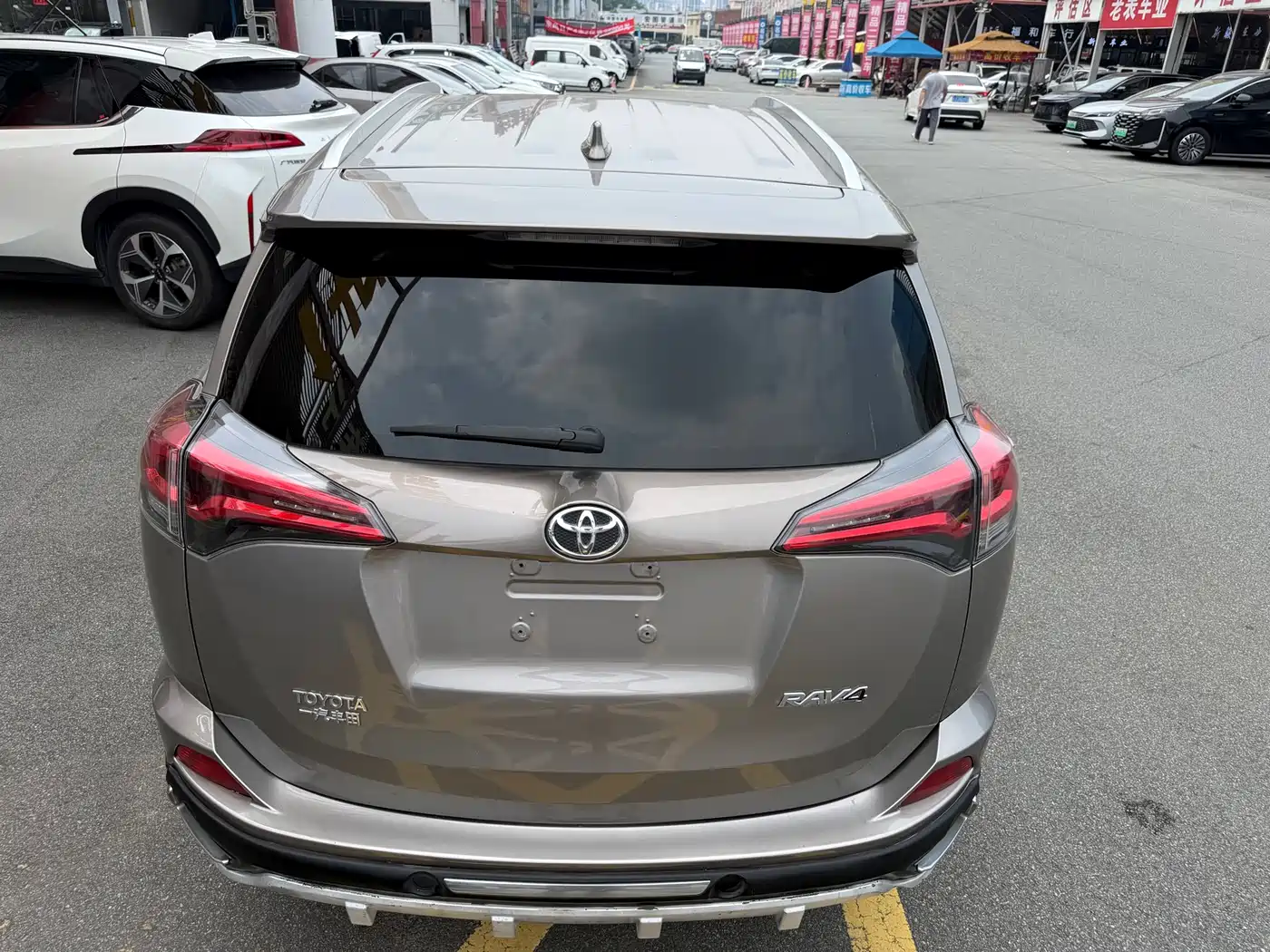 Toyota RAV4 Rongfang 2018 2.0L CVT 2WD Trend X Edition фото 11