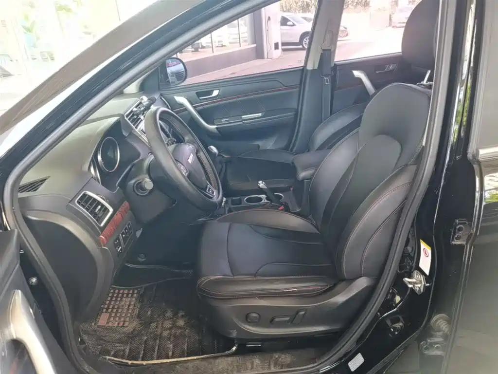 Haval H6 2017 Red Label Sport 1.5T Manual 2WD Elite фото 15