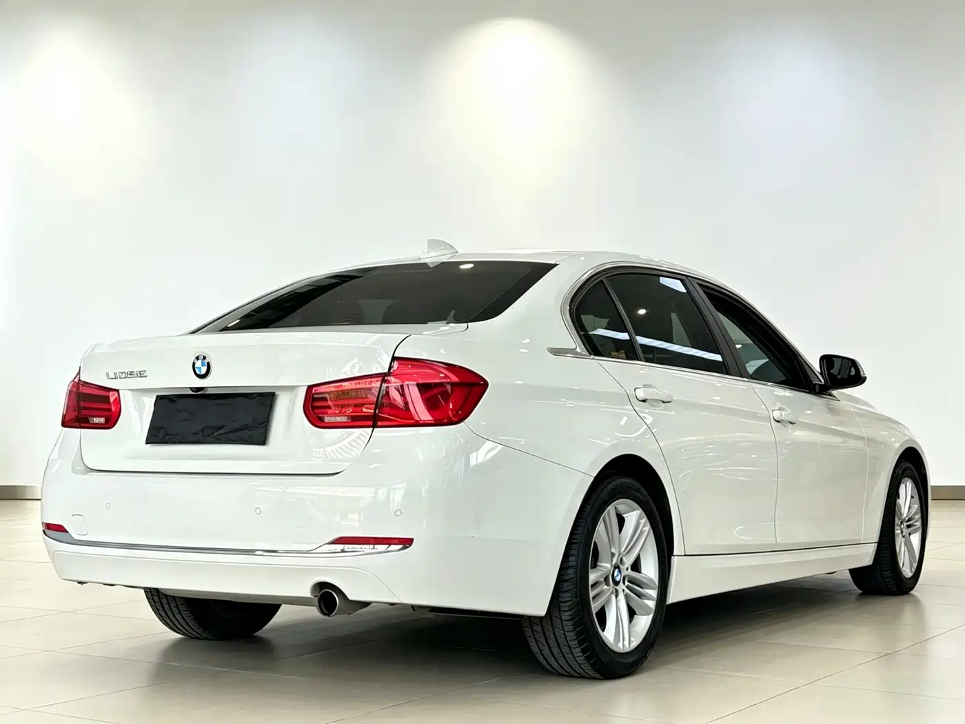 BMW 3 Series 2016 320Li Fashion Model фото 5