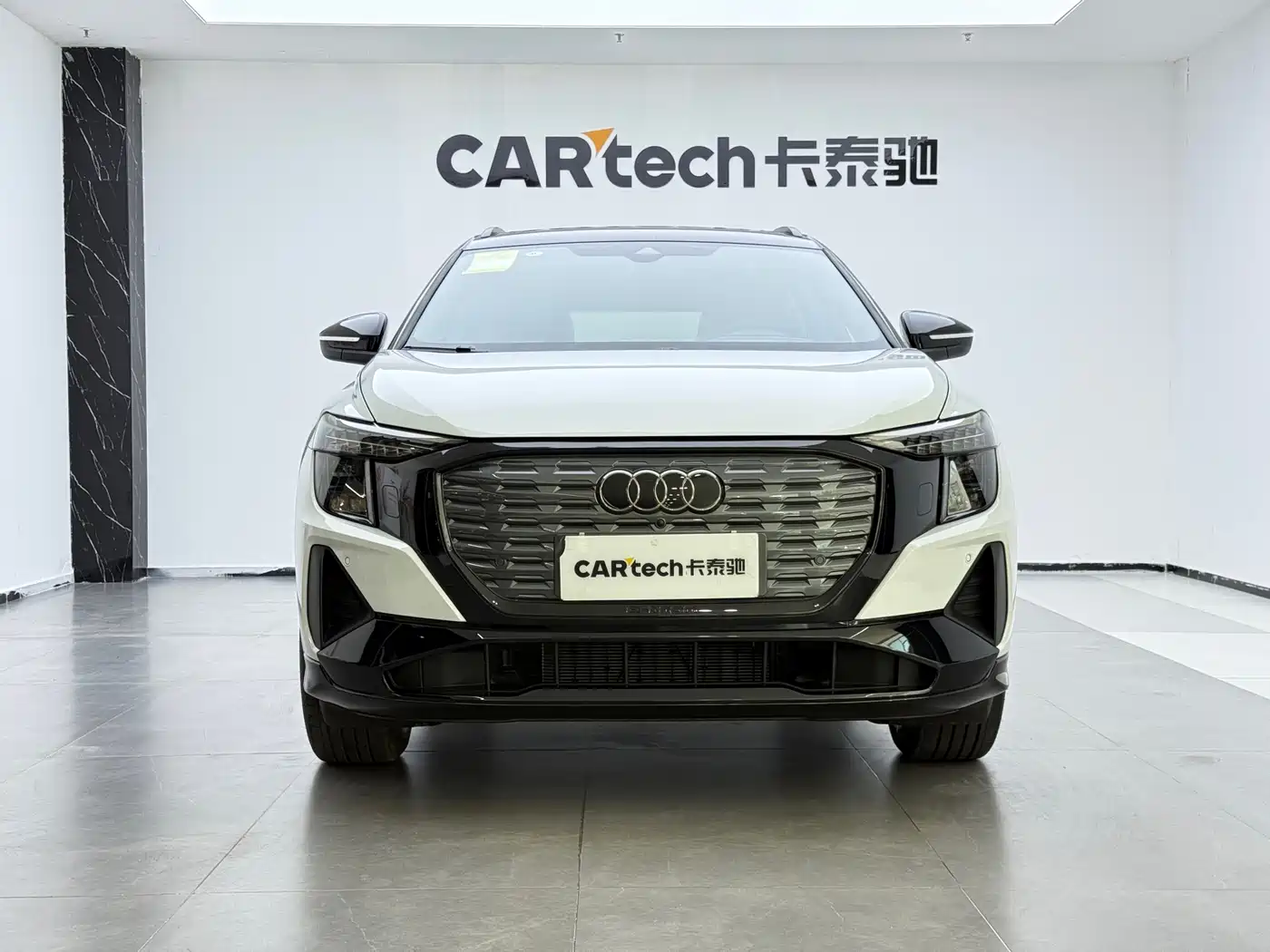 Audi Q5 e-tron 2024 50 e-tron quattro Glory Edition Mech Package фото 2