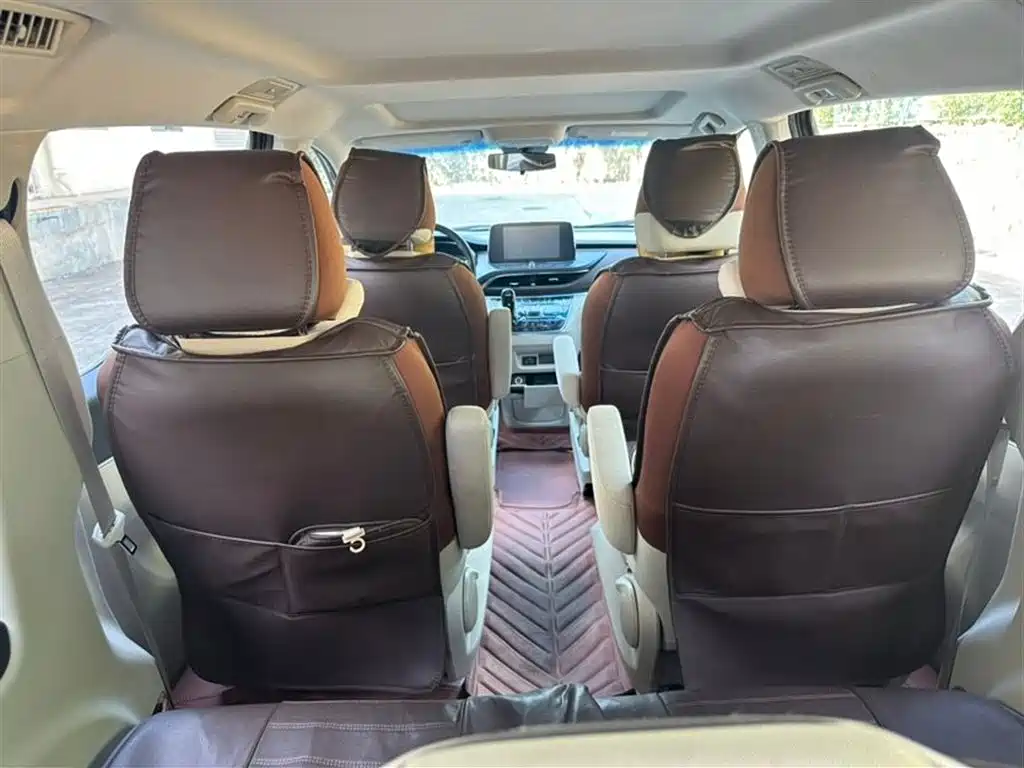 Buick GL8 2021 Land Business Class 652T Comfort фото 9