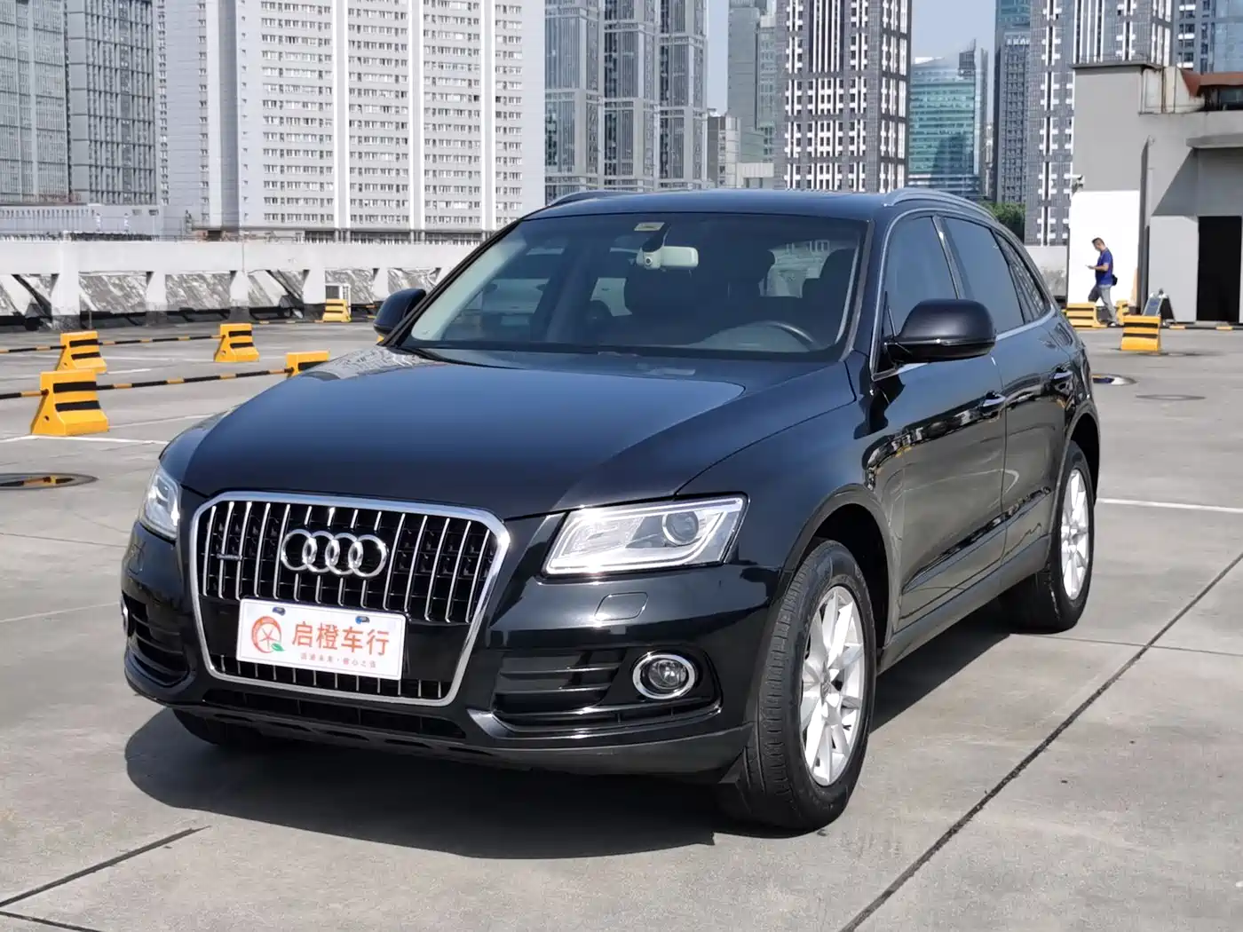 Audi Q5 2016 40 TFSI Progressive Model