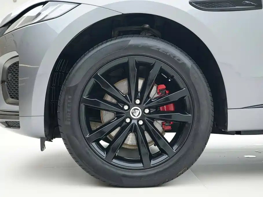 Jaguar F-PACE 2024 2024 P250 R-Dynamic SE