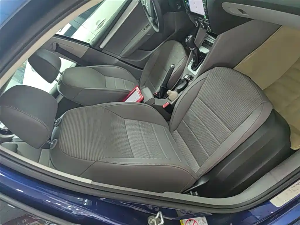 Škoda Octavia 2015 1.6L Automatic逸杰版 фото 25
