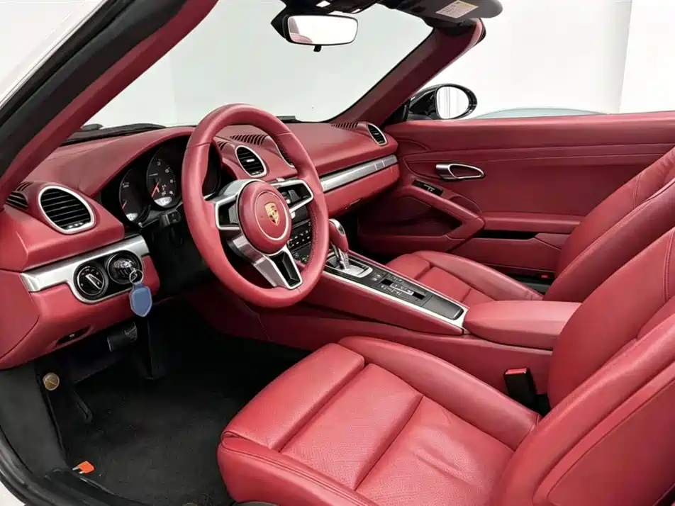 Porsche 718 2016 Boxster 2.0T фото 6