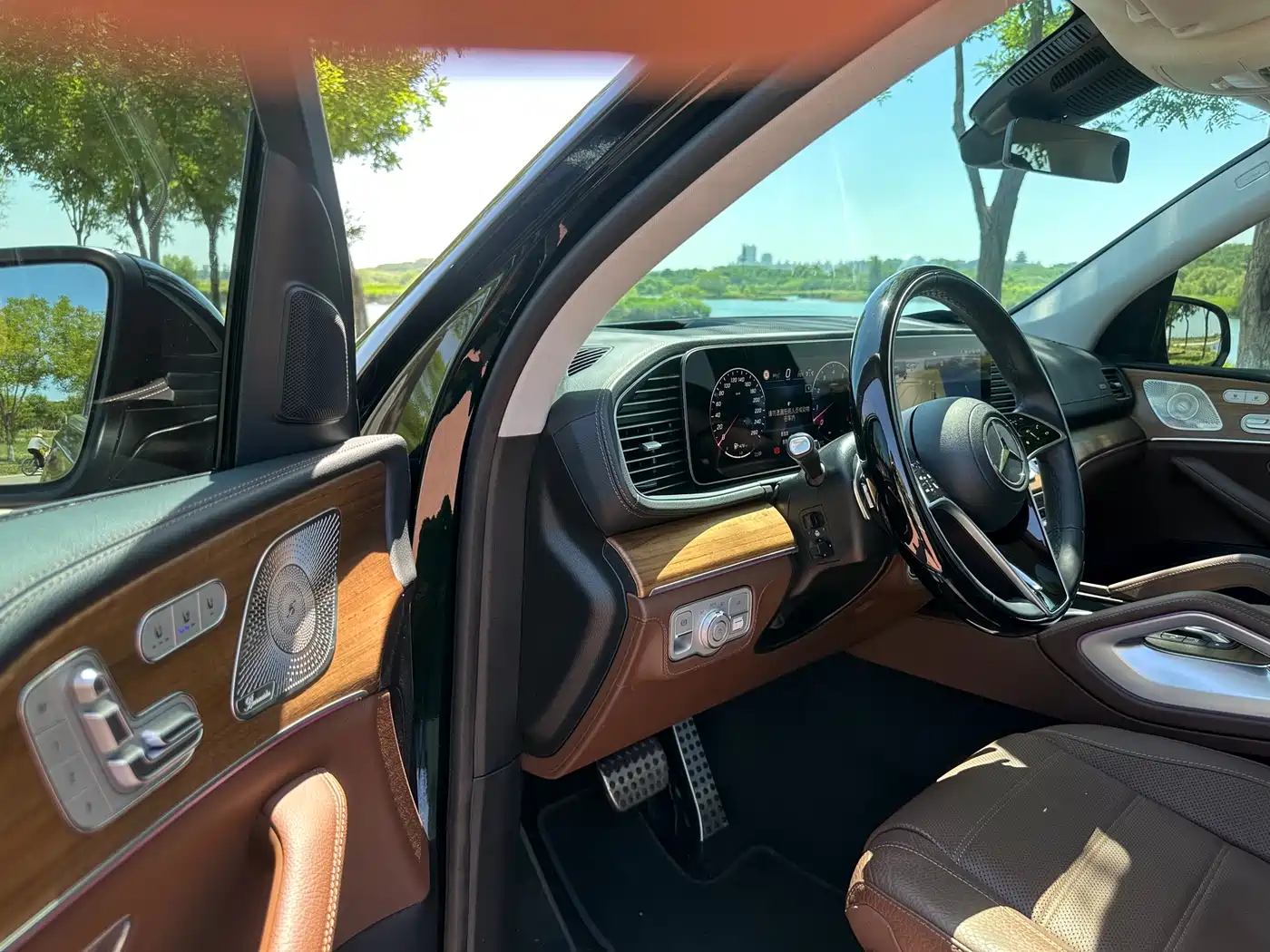 Mercedes-Benz GLS 2024 Model GLS 450 4MATIC Luxury фото 5