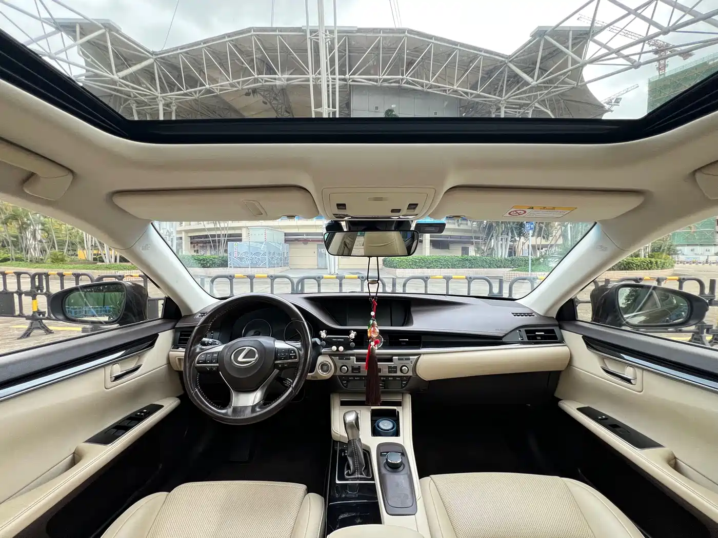 Lexus ES 2015 200 Comfort Edition фото 9