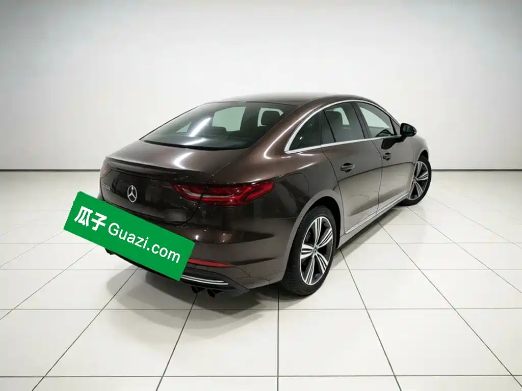 Фото 6 - Mercedes-Benz EQE