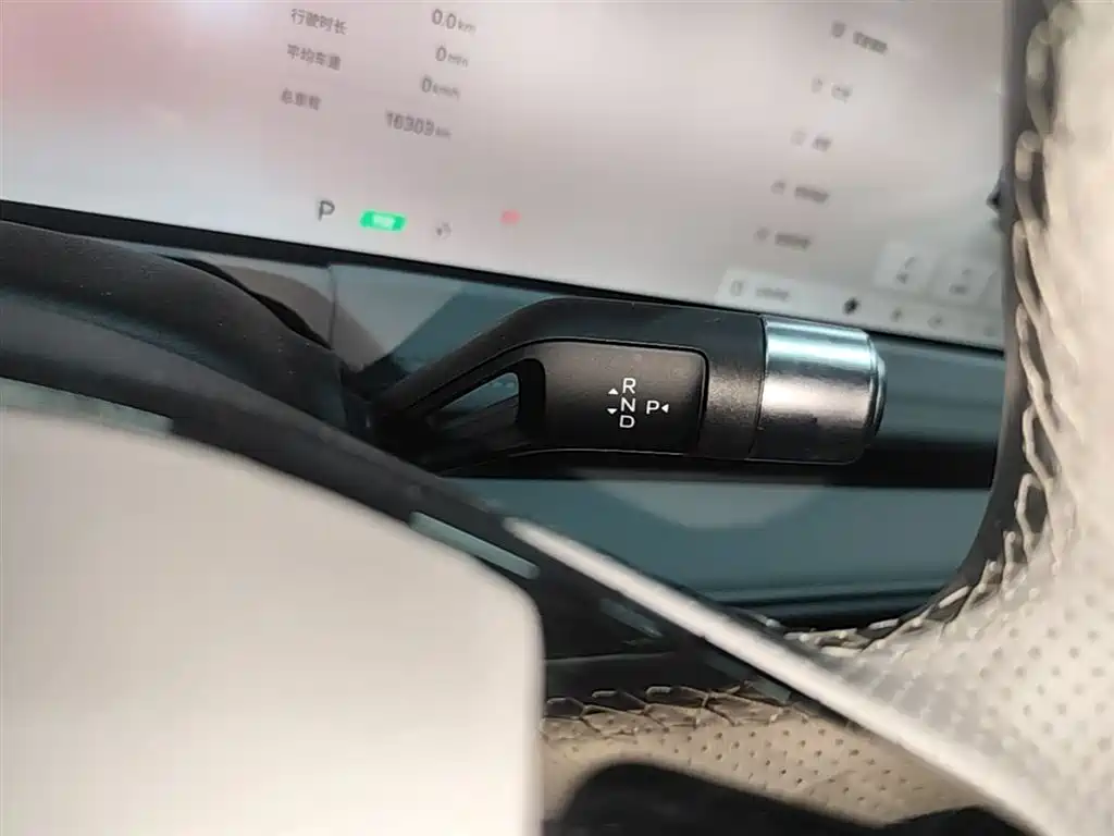 Geely Galaxy Galaxy E8 2025 700km Long Voyage Smart Drive Edition фото 14