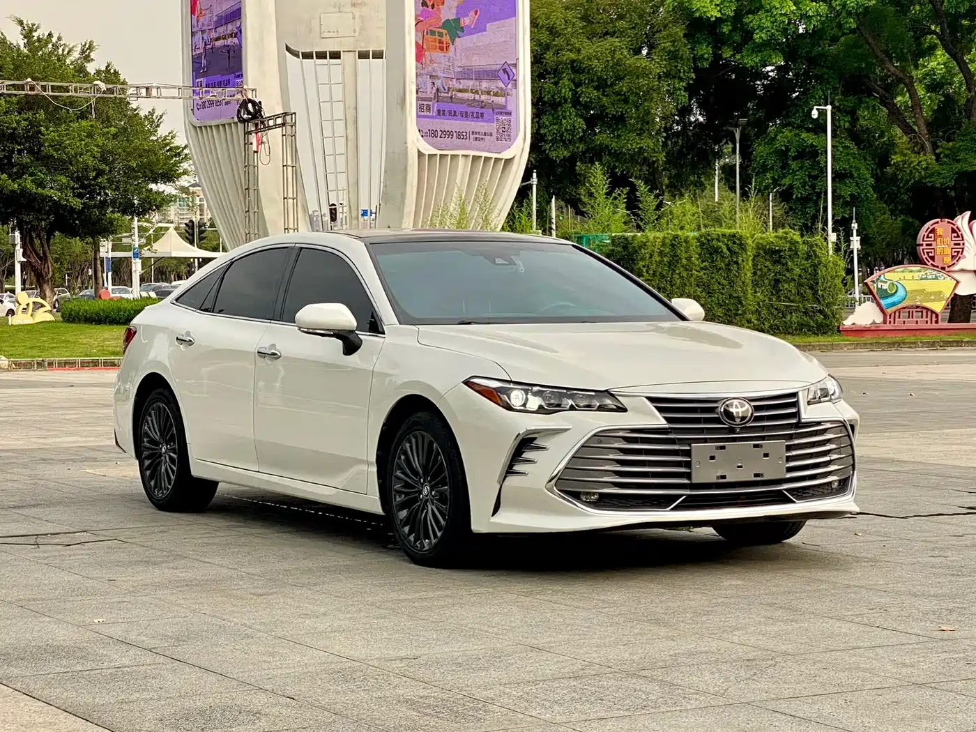 Toyota Avalon 2019 2.5L Touring Premium (China V) фото 3