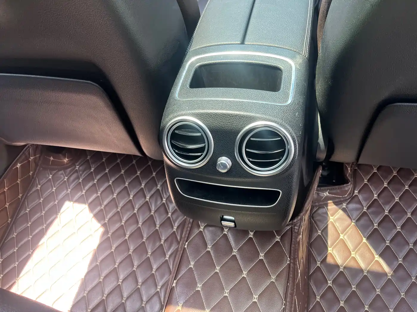 Mercedes-Benz GLC 2020 GLC 260 L 4MATIC Luxury фото 7