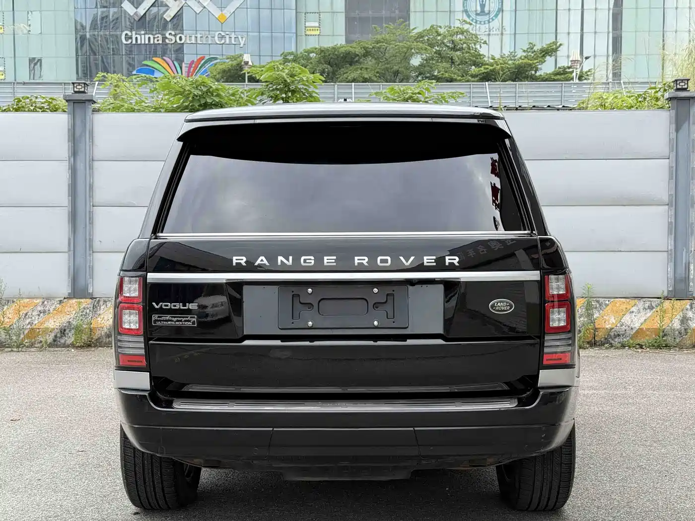Land Rover Range Rover 2015 3.0 TDV6 Vogue фото 9