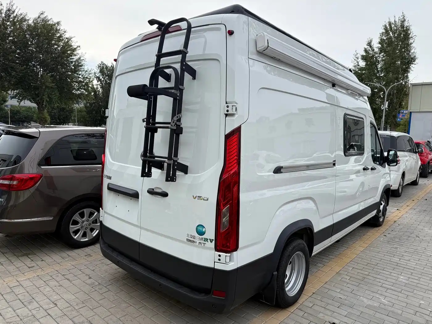 SAIC Maxus MAXUS V90 RV 2023 Model Active Lifestyle фото 6