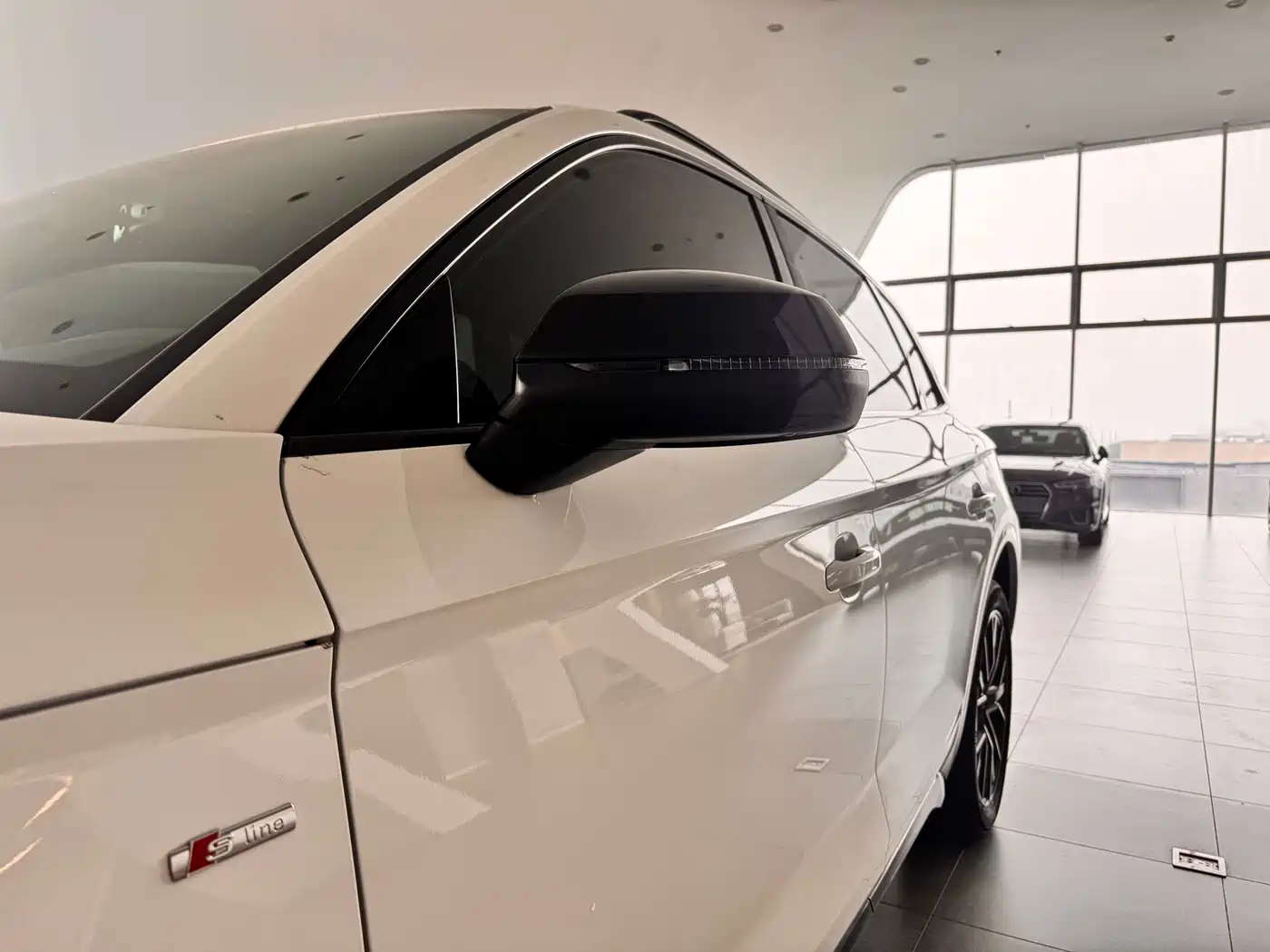 Audi Q5L 2023 45T Luxury Dynamic фото 7