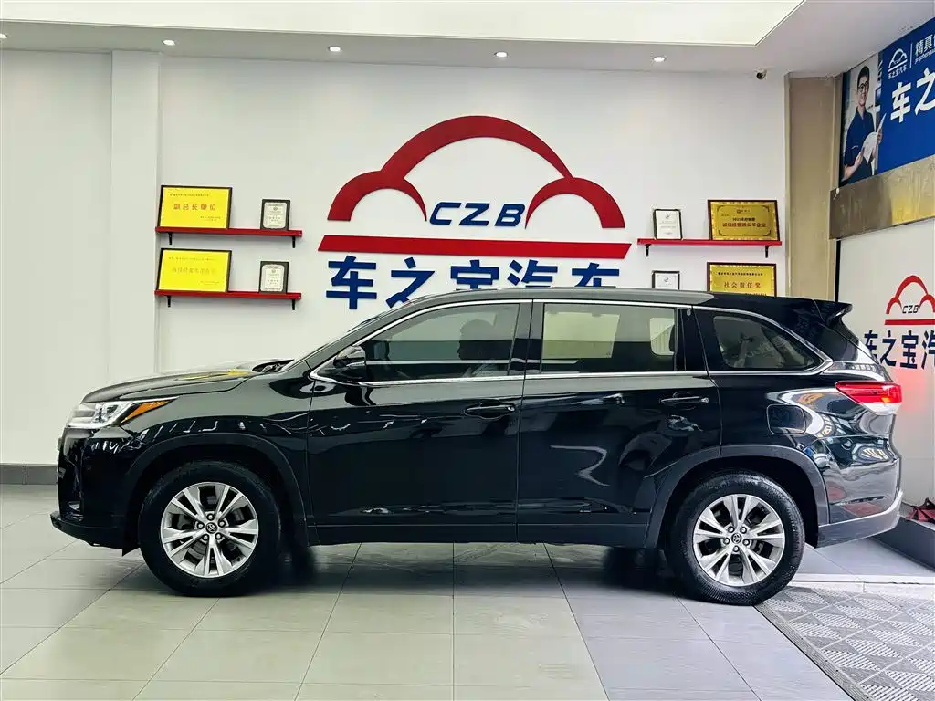 Toyota Highlander 2018 2.0T 4WD Elite 7-seater (China V) фото 4