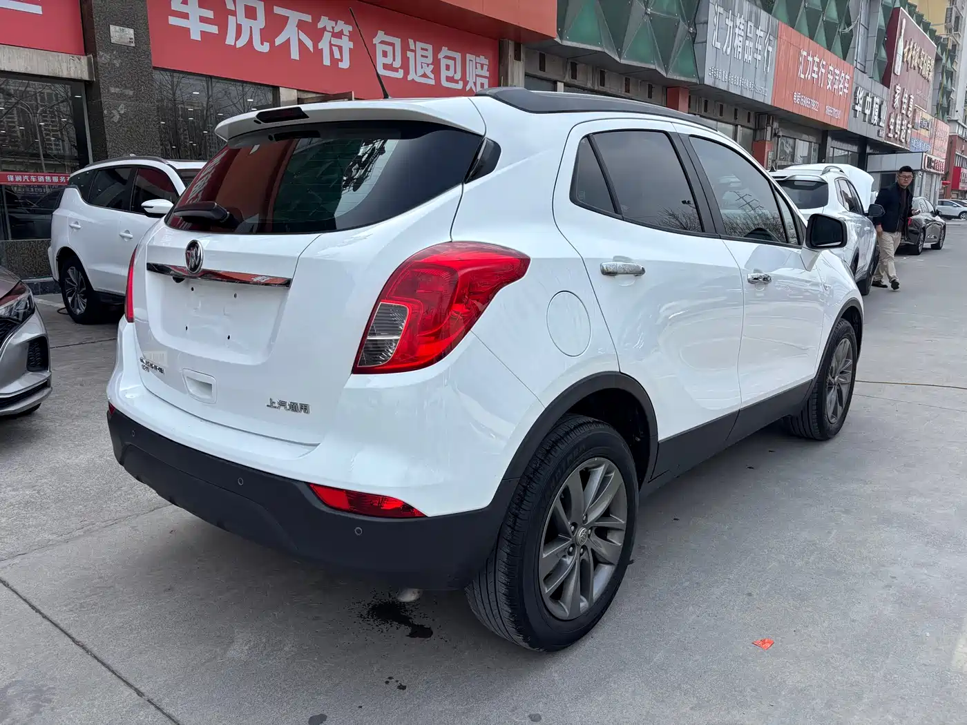Buick Encore 2017 18T Automatic 2WD Urban Fashion фото 4