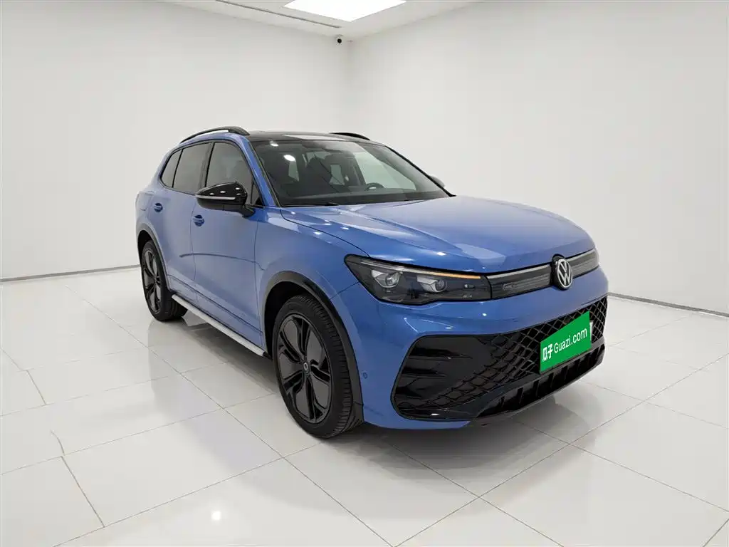 Volkswagen Tiguan L 2024 PRO 380TSI 4WD R-Line Premium Edition фото 4