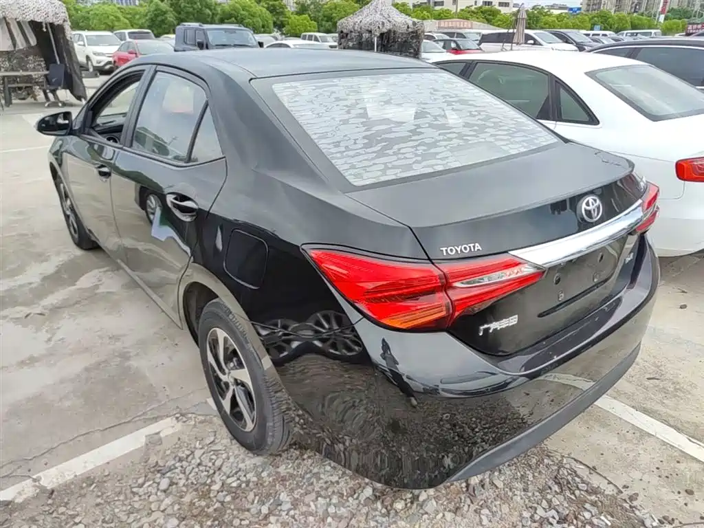 Toyota Levin 2017 Facelift 185T CVT Elite (China V) фото 5