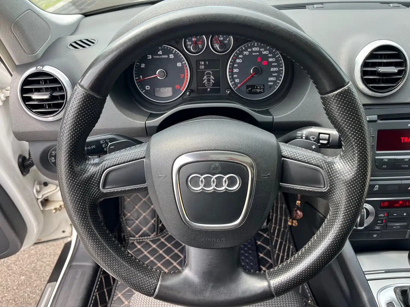 Audi A3 (Import) 2012 Sportback 1.8T Luxury фото 12