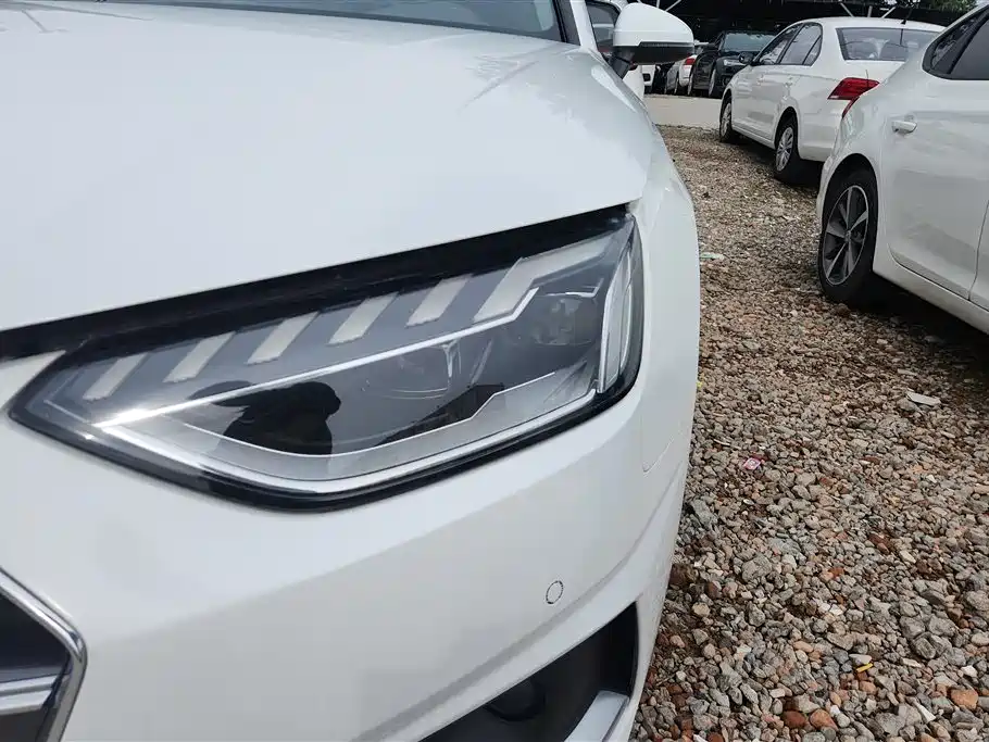 Audi A4L 2020 40 TFSI Fashion Dynamic Edition фото 5
