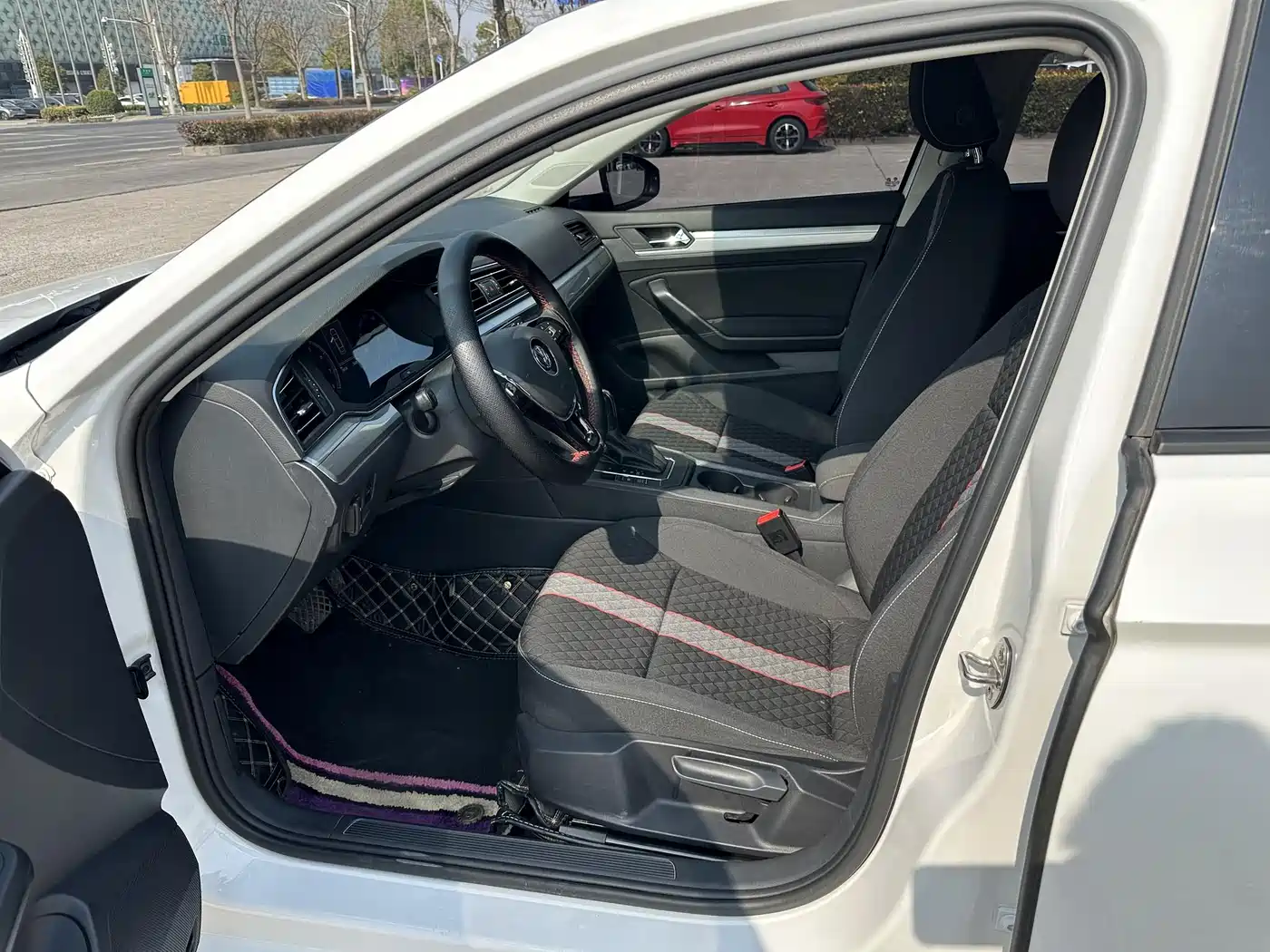 Volkswagen Lamando 2021 230TSI DSG Fashion Edition фото 9